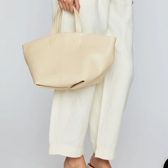 Mansur Gavriel Handbags - Mansur Gavriel #20
Tulipano leather crossbody bag